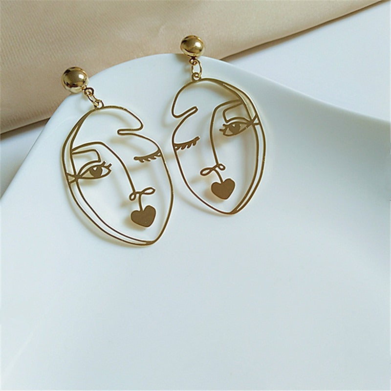 18k Earring accessories retro hollow niche accessories